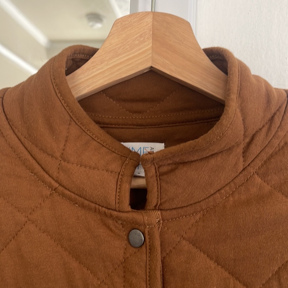 Coat - Picture 2 of 6